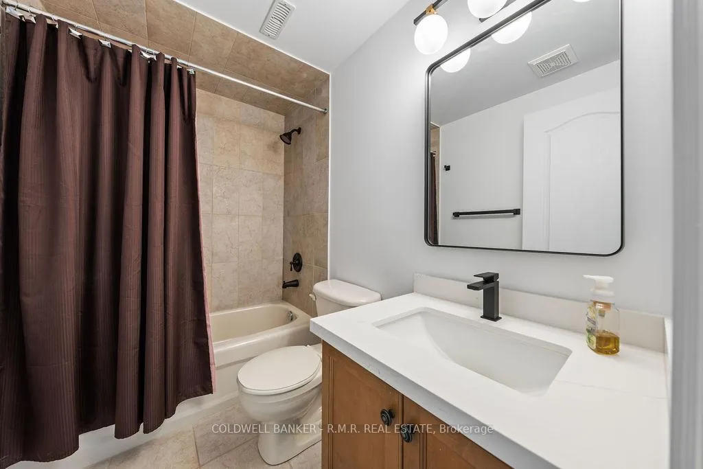 Photo 37 of 8 Valley Vista Drive, Vaughan, Patterson — HOMEH