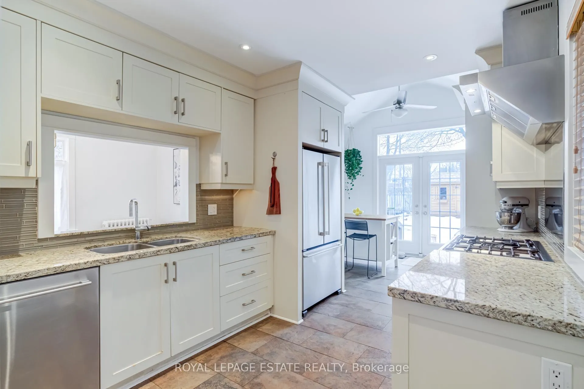 Photo 12 of 33 Ladykirk Avenue, Toronto, Woodbine Corridor — HOMEH