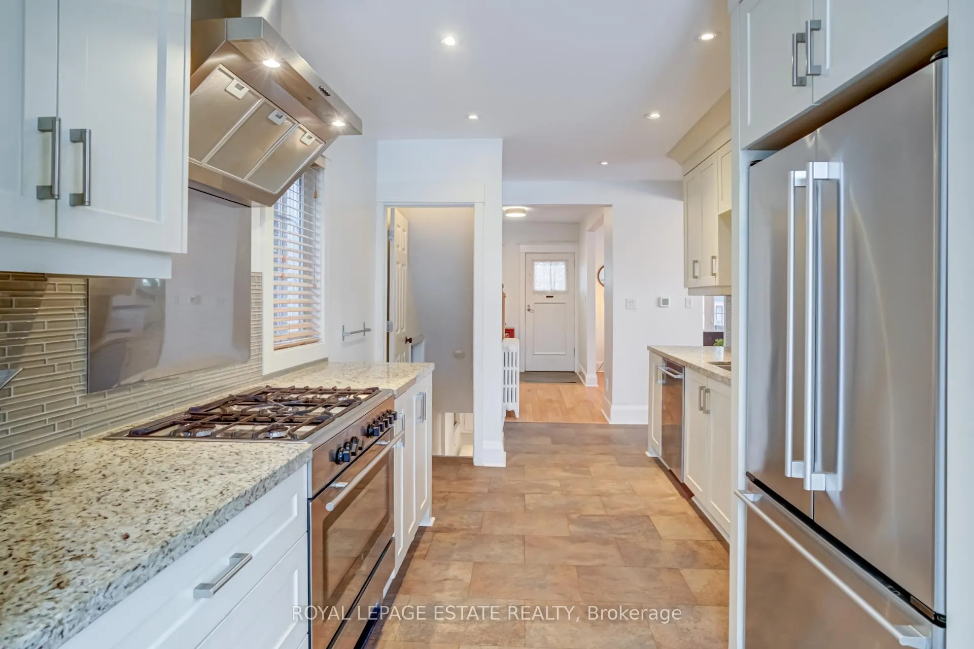 Photo 13 of 33 Ladykirk Avenue, Toronto, Woodbine Corridor — HOMEH