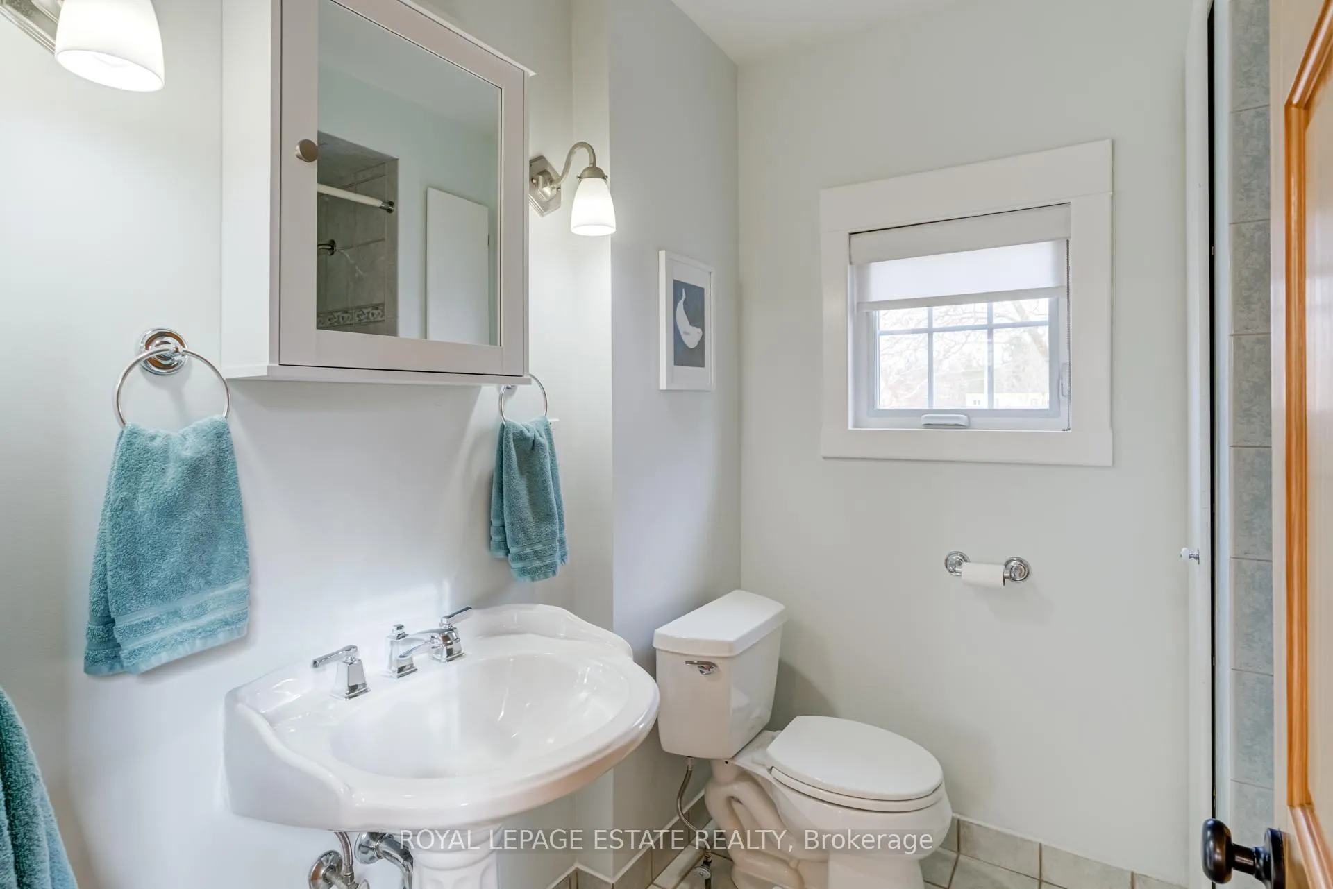 Photo 24 of 33 Ladykirk Avenue, Toronto, Woodbine Corridor — HOMEH