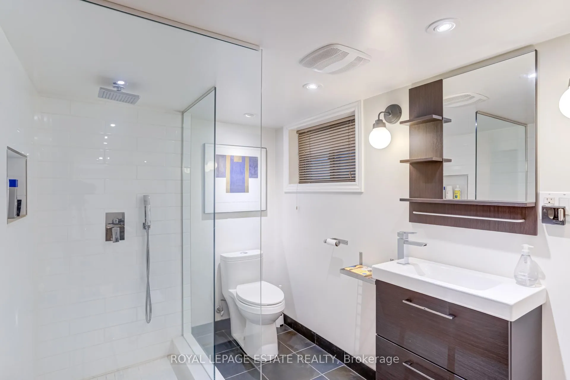 Photo 31 of 33 Ladykirk Avenue, Toronto, Woodbine Corridor — HOMEH