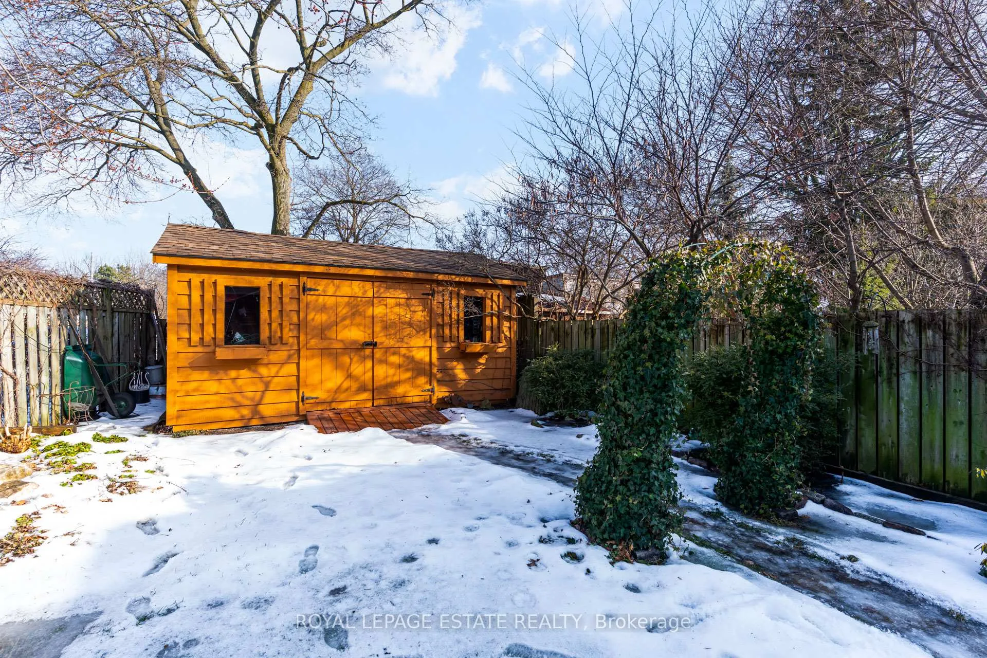 Photo 36 of 33 Ladykirk Avenue, Toronto, Woodbine Corridor — HOMEH
