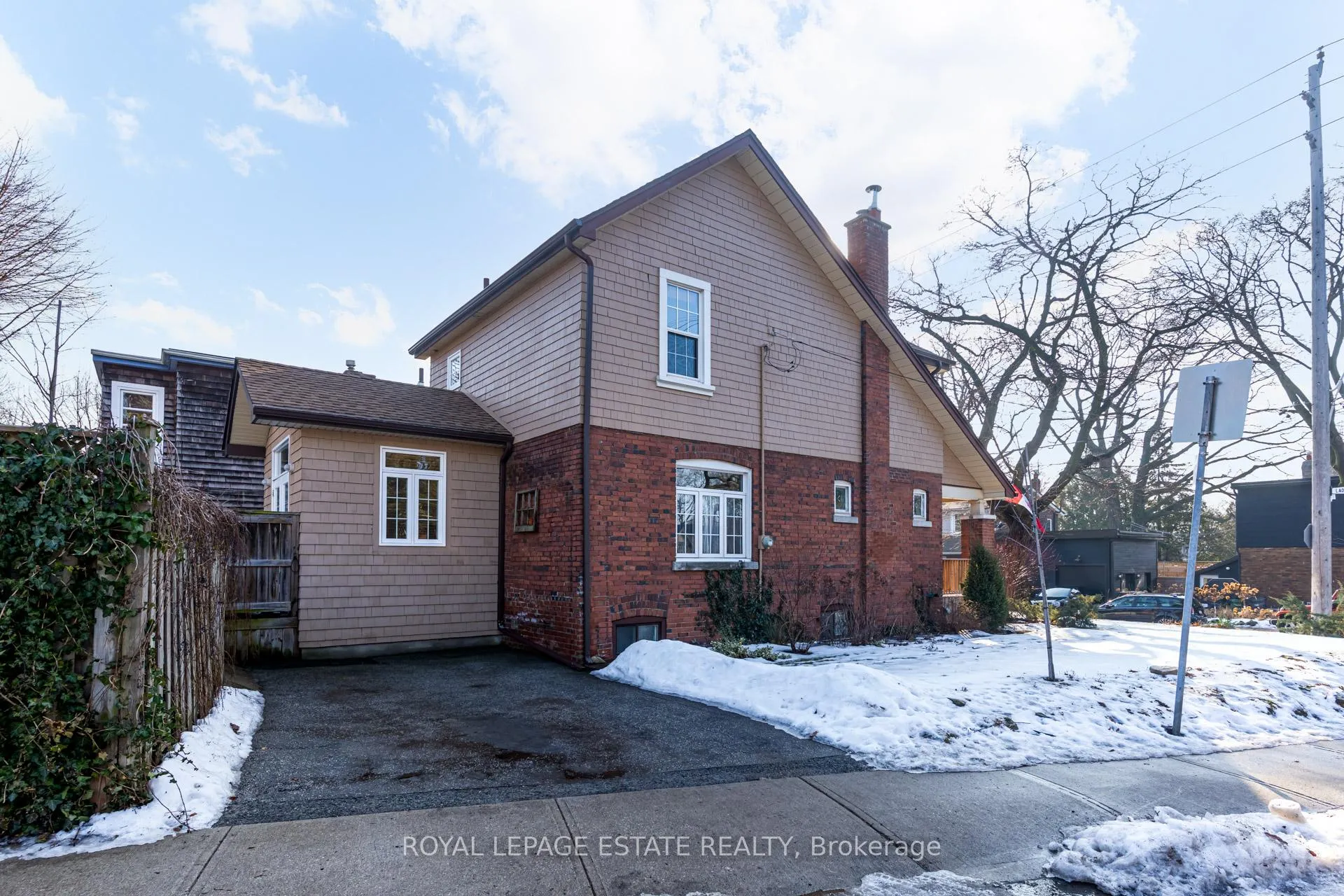 Photo 38 of 33 Ladykirk Avenue, Toronto, Woodbine Corridor — HOMEH