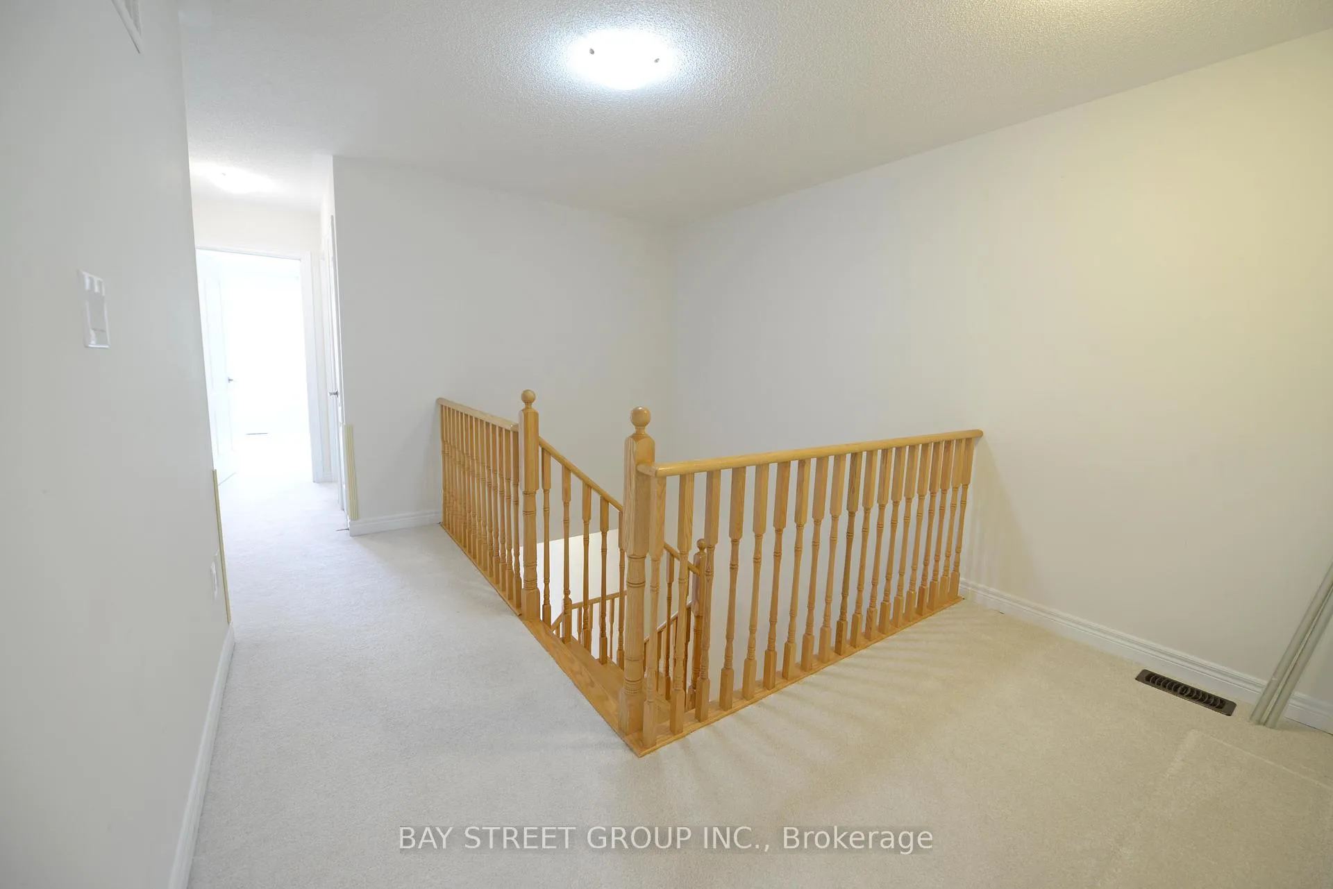 Photo 9 of 14 Begonia Street, Markham, Wismer — HOMEH
