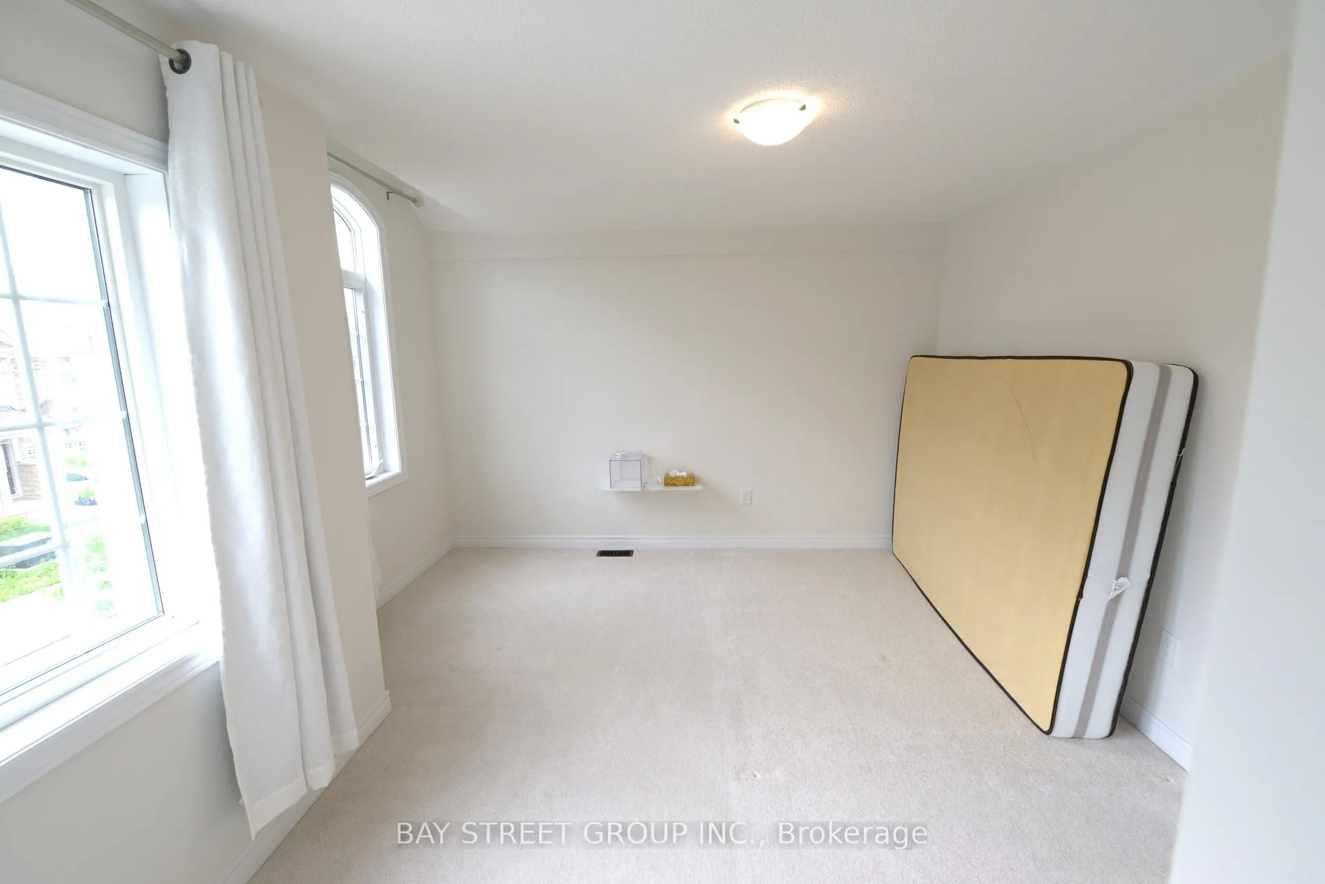 Photo 16 of 14 Begonia Street, Markham, Wismer — HOMEH