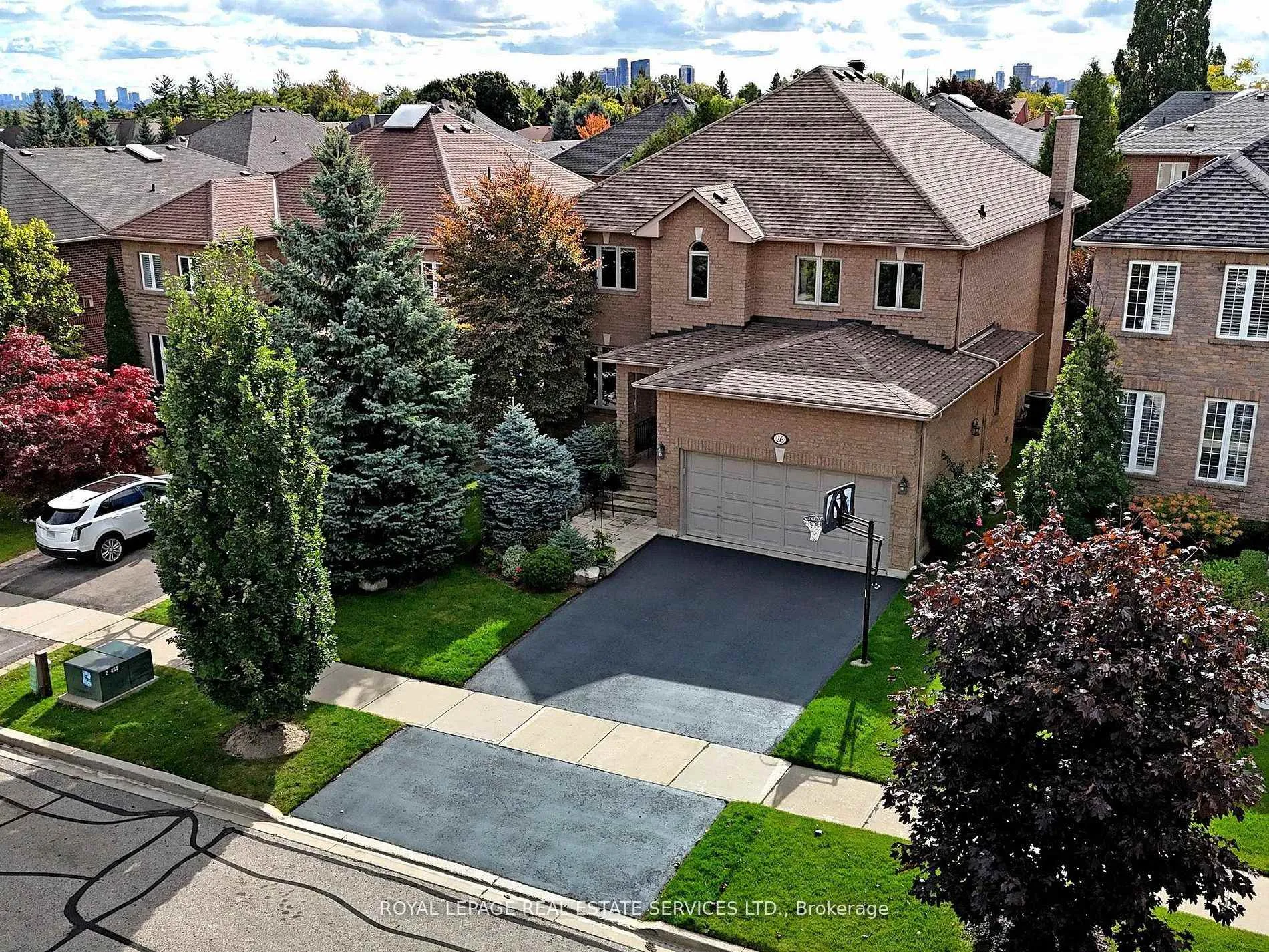 Photo 5 of 26 Langtry Place, Vaughan, Uplands — HOMEH