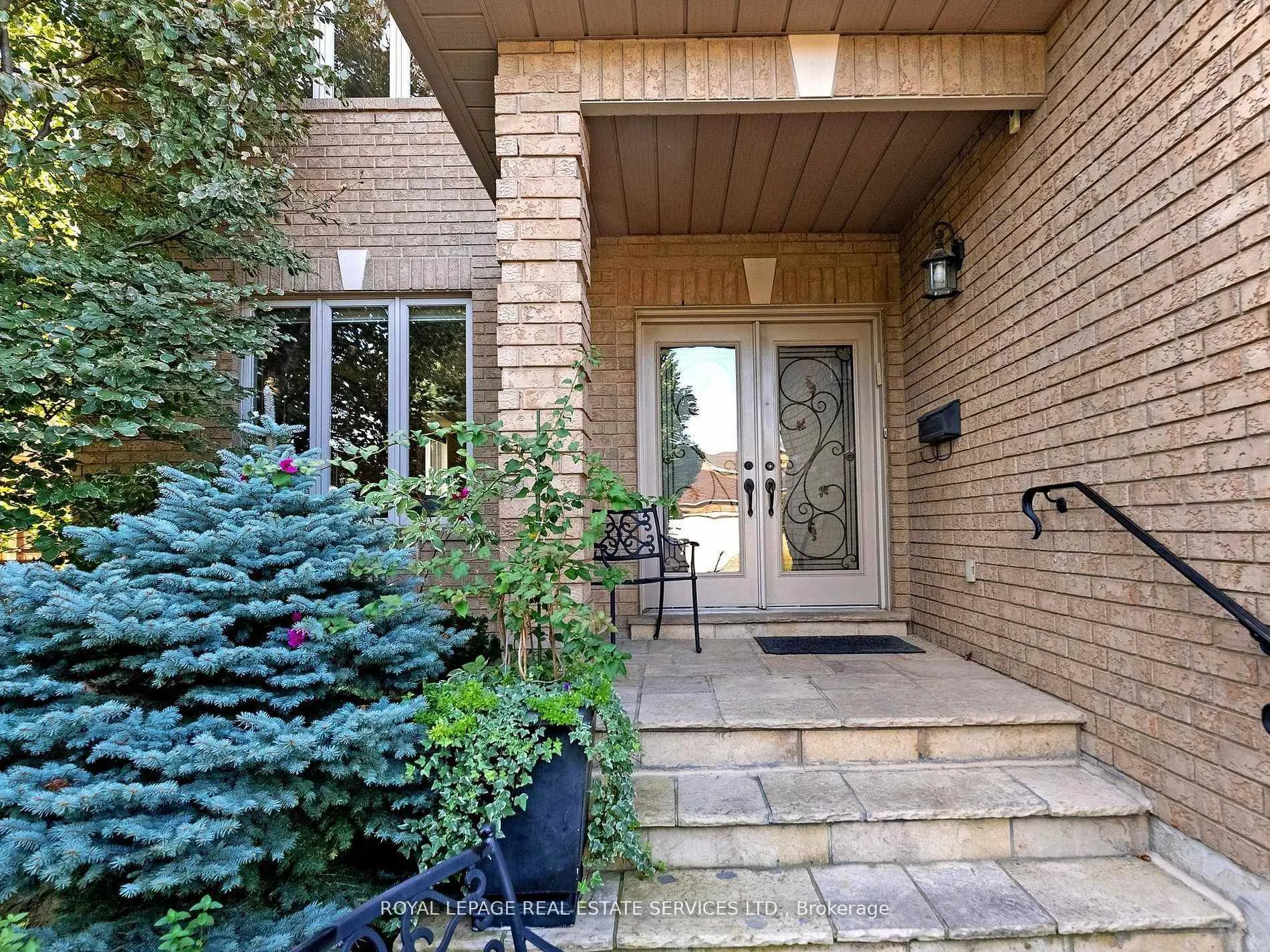 Photo 7 of 26 Langtry Place, Vaughan, Uplands — HOMEH