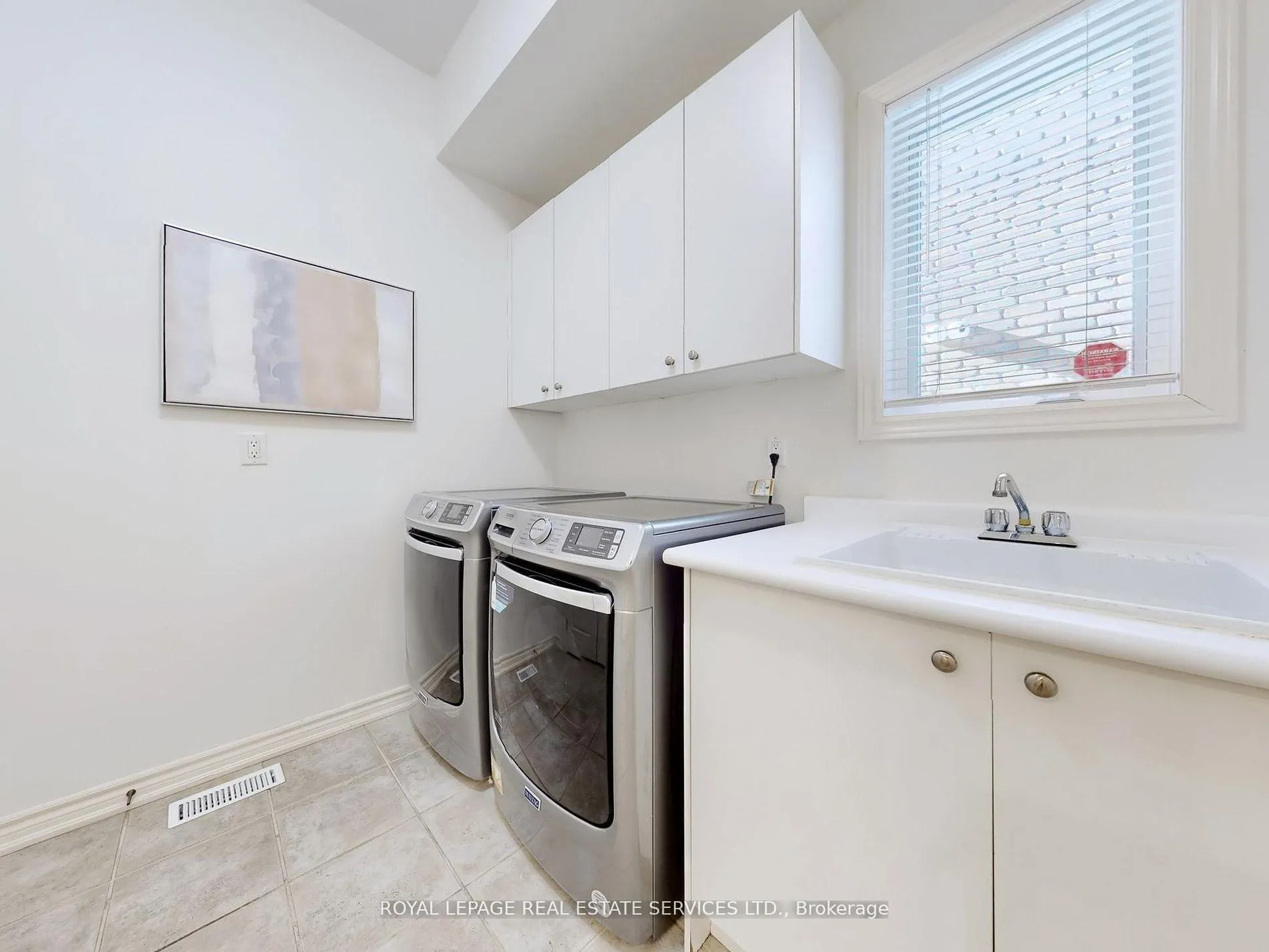 Photo 21 of 26 Langtry Place, Vaughan, Uplands — HOMEH