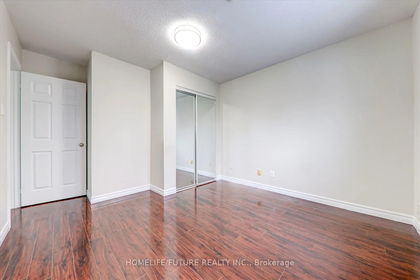 Photo 20 of 143 Mary Pearson Drive, Markham, Middlefield — HOMEH