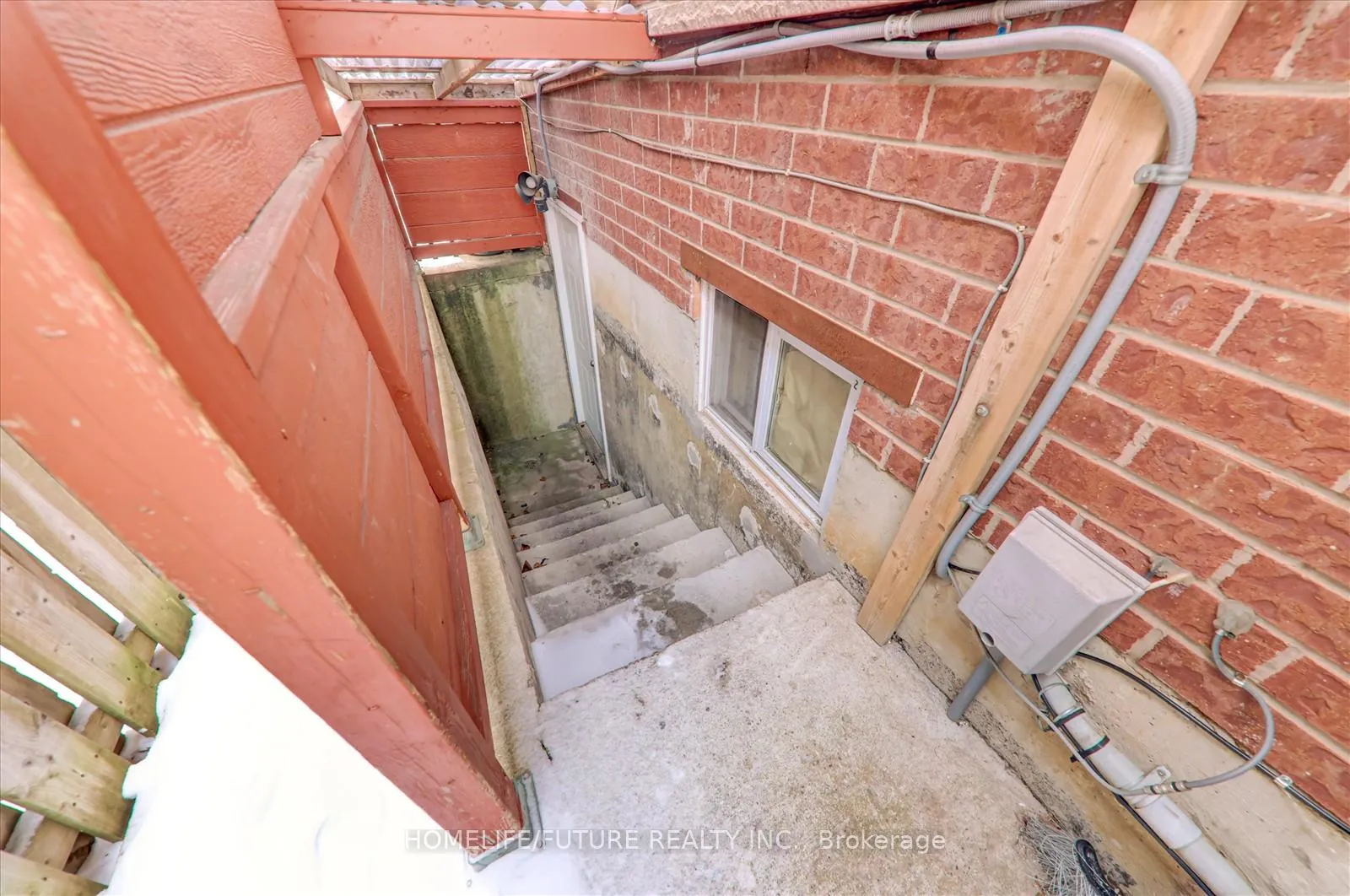 Photo 27 of 143 Mary Pearson Drive, Markham, Middlefield — HOMEH