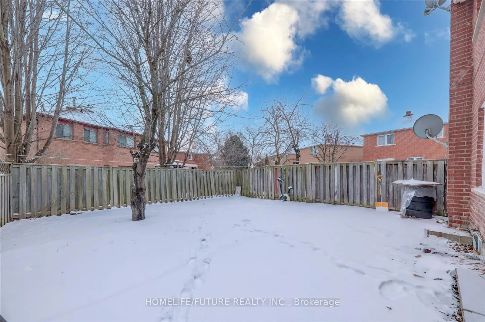 Photo 28 of 143 Mary Pearson Drive, Markham, Middlefield — HOMEH