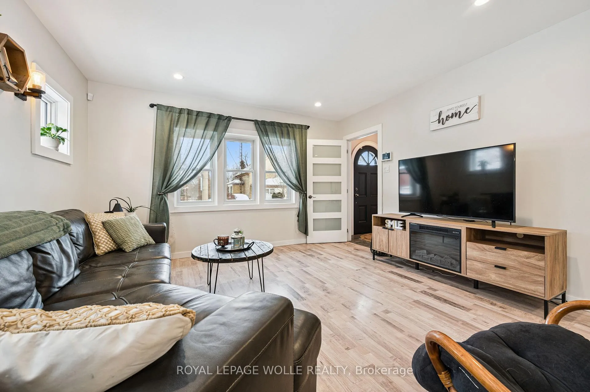 Photo 7 of 131 Mill Street, Kitchener — HOMEH