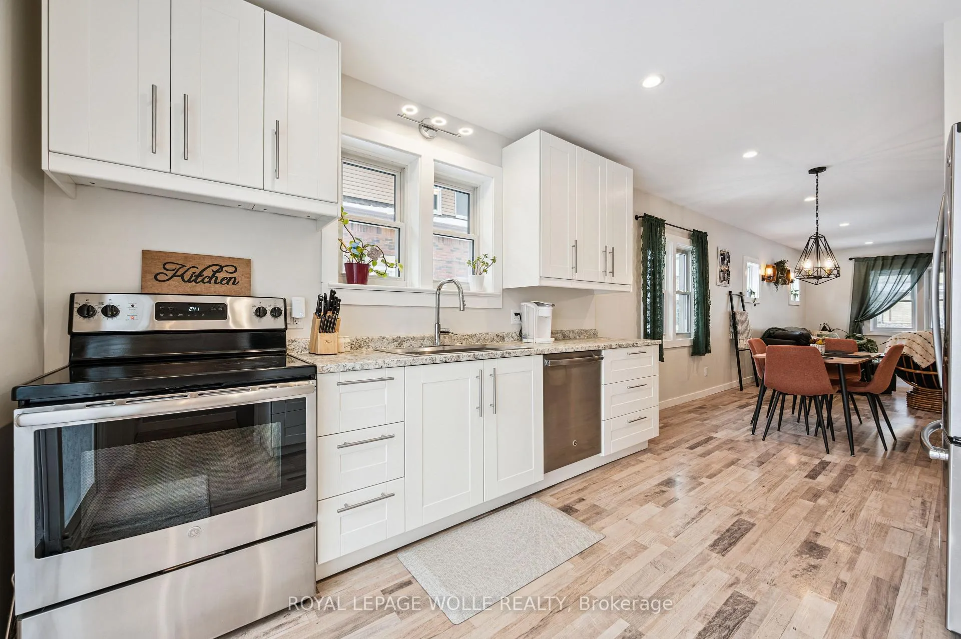 Photo 15 of 131 Mill Street, Kitchener — HOMEH