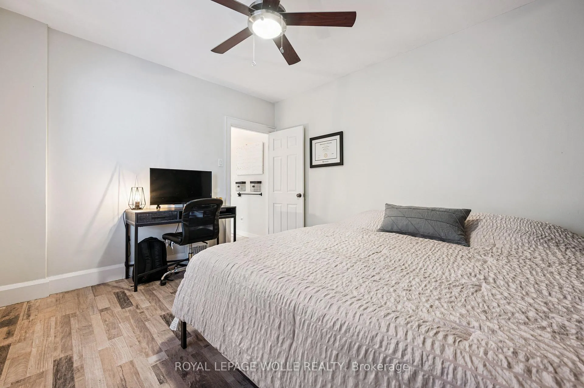Photo 20 of 131 Mill Street, Kitchener — HOMEH