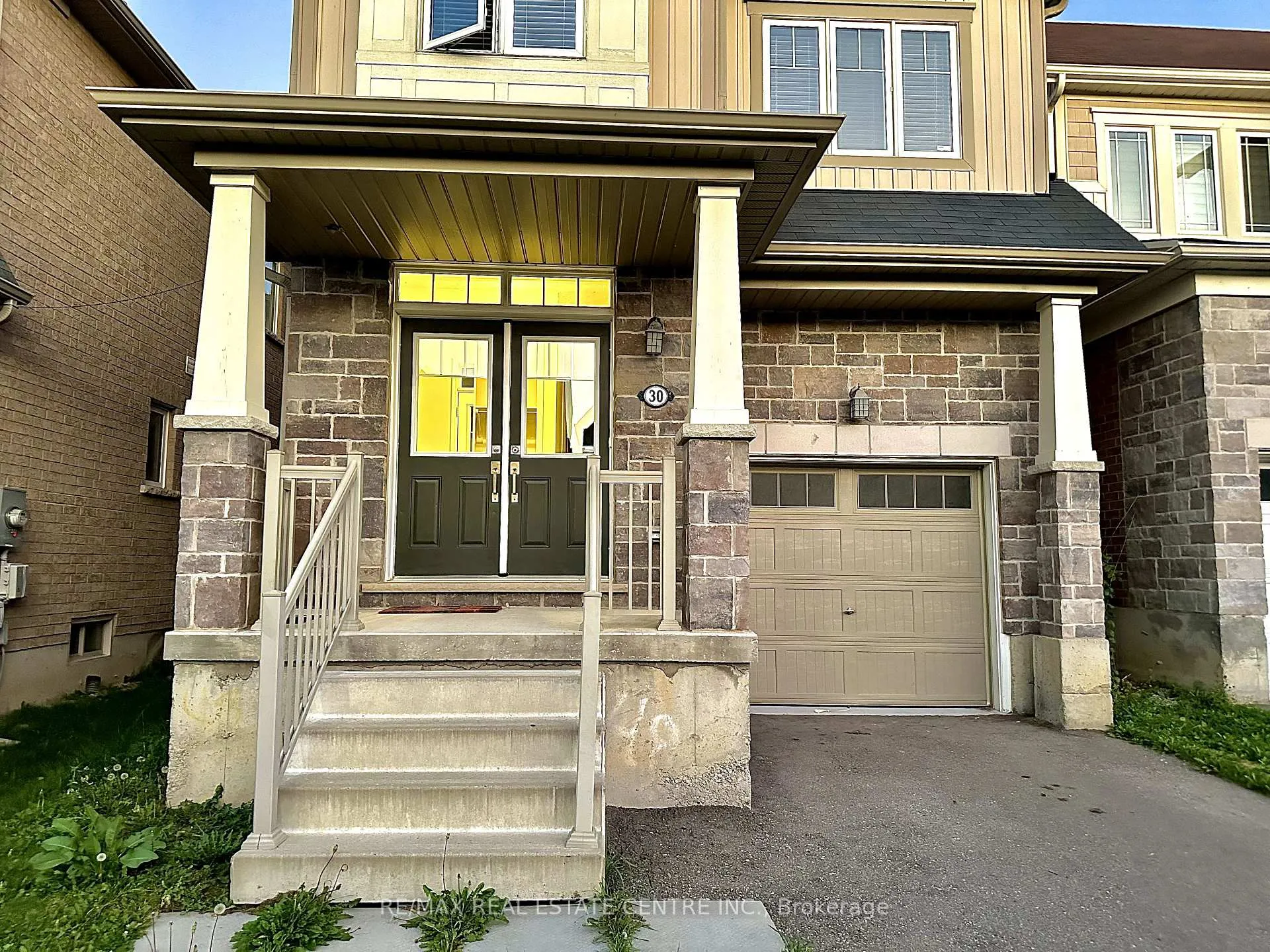 Photo 3 of 30 Sumac Drive, Haldimand — HOMEH