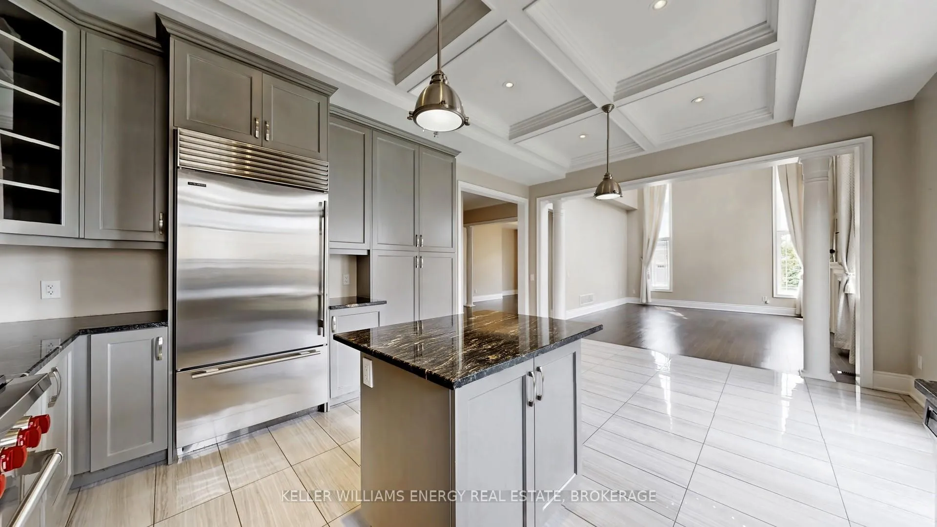 Photo 15 of 125 Chesney Crescent, Vaughan, Kleinburg — HOMEH