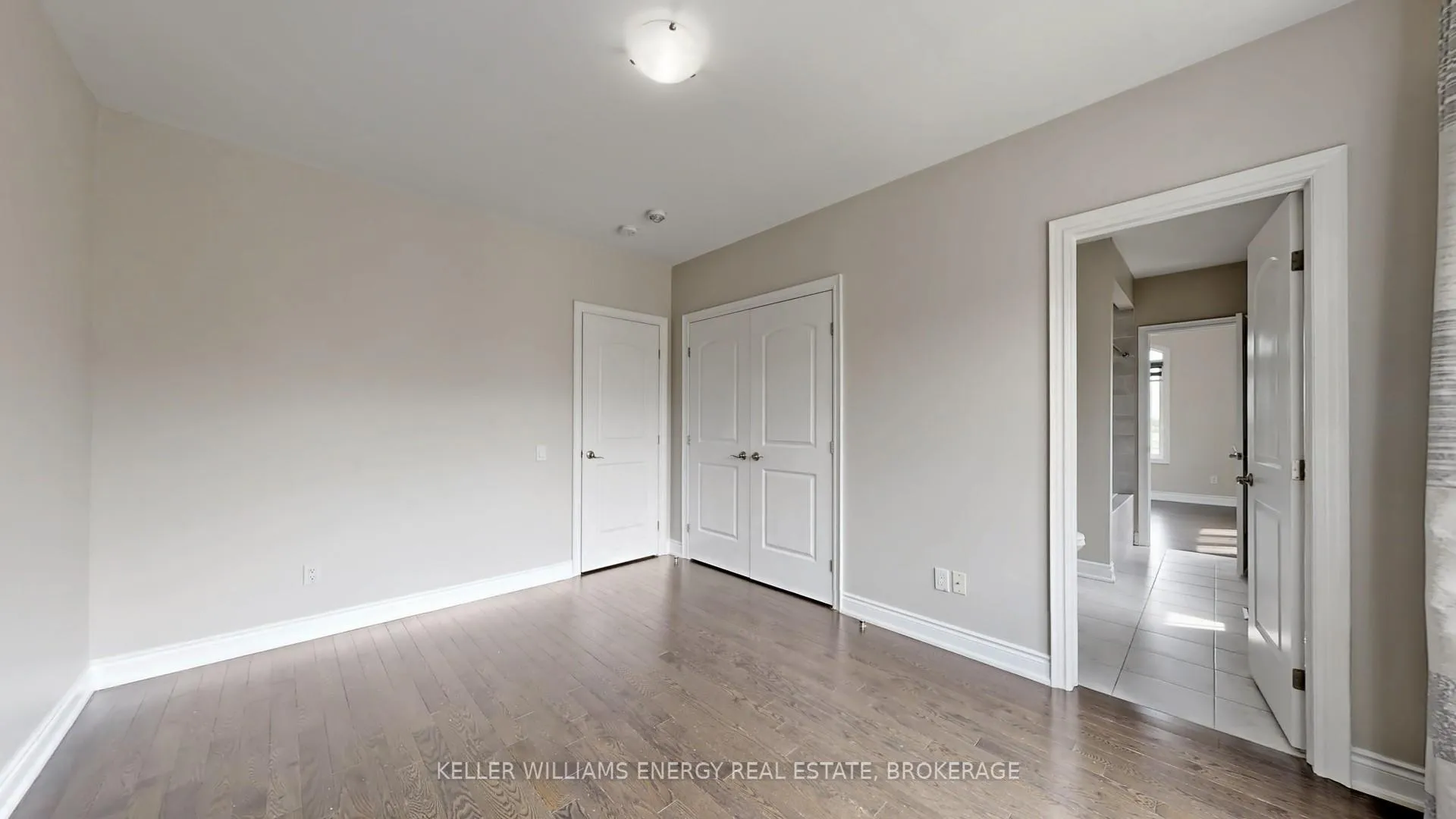Photo 33 of 125 Chesney Crescent, Vaughan, Kleinburg — HOMEH