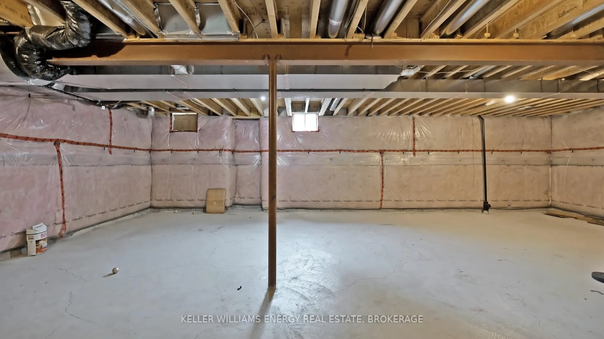 Photo 42 of 125 Chesney Crescent, Vaughan, Kleinburg — HOMEH