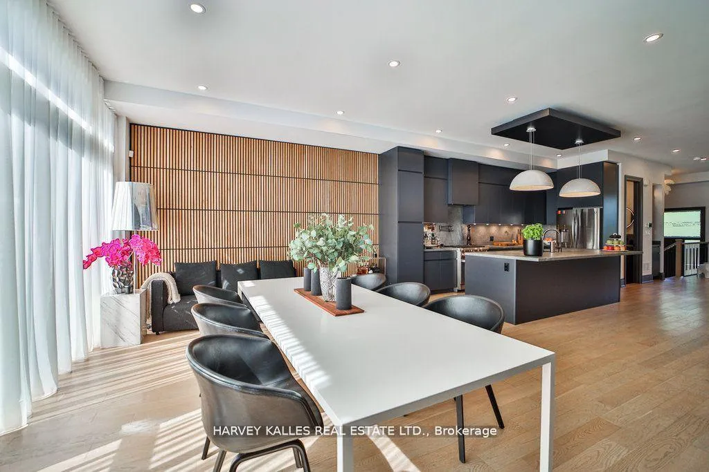 Photo 6 of 39 Marquette Avenue, Toronto, Englemount-Lawrence — HOMEH