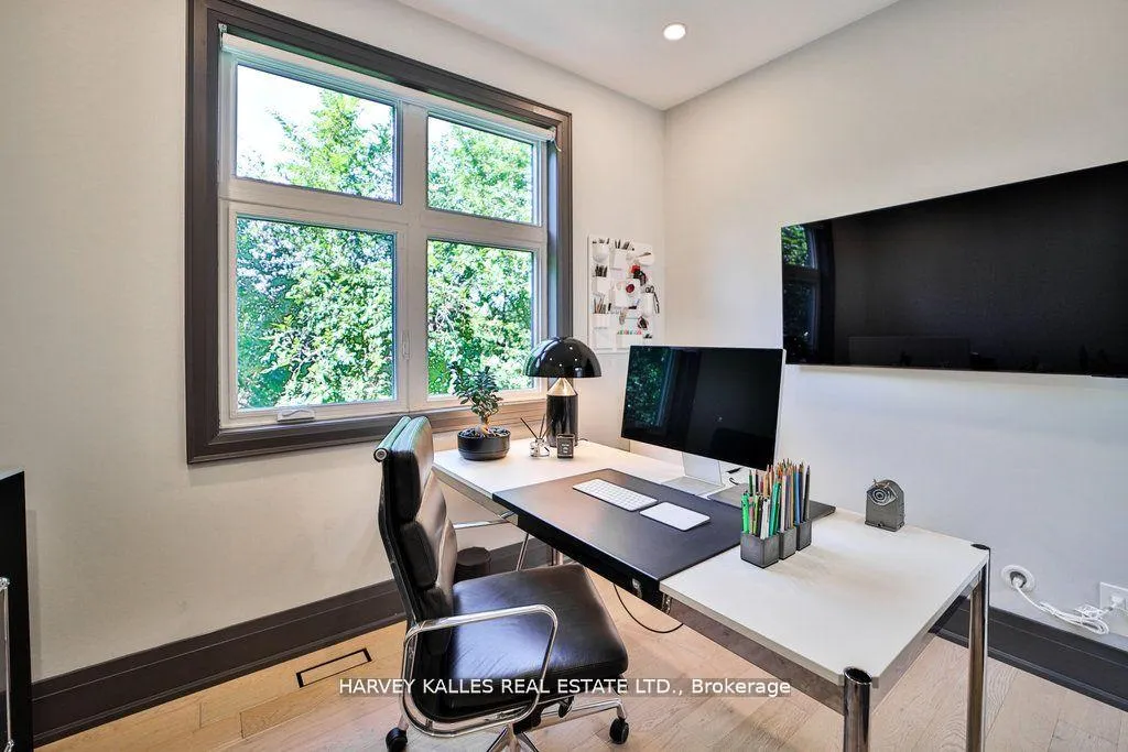 Photo 23 of 39 Marquette Avenue, Toronto, Englemount-Lawrence — HOMEH