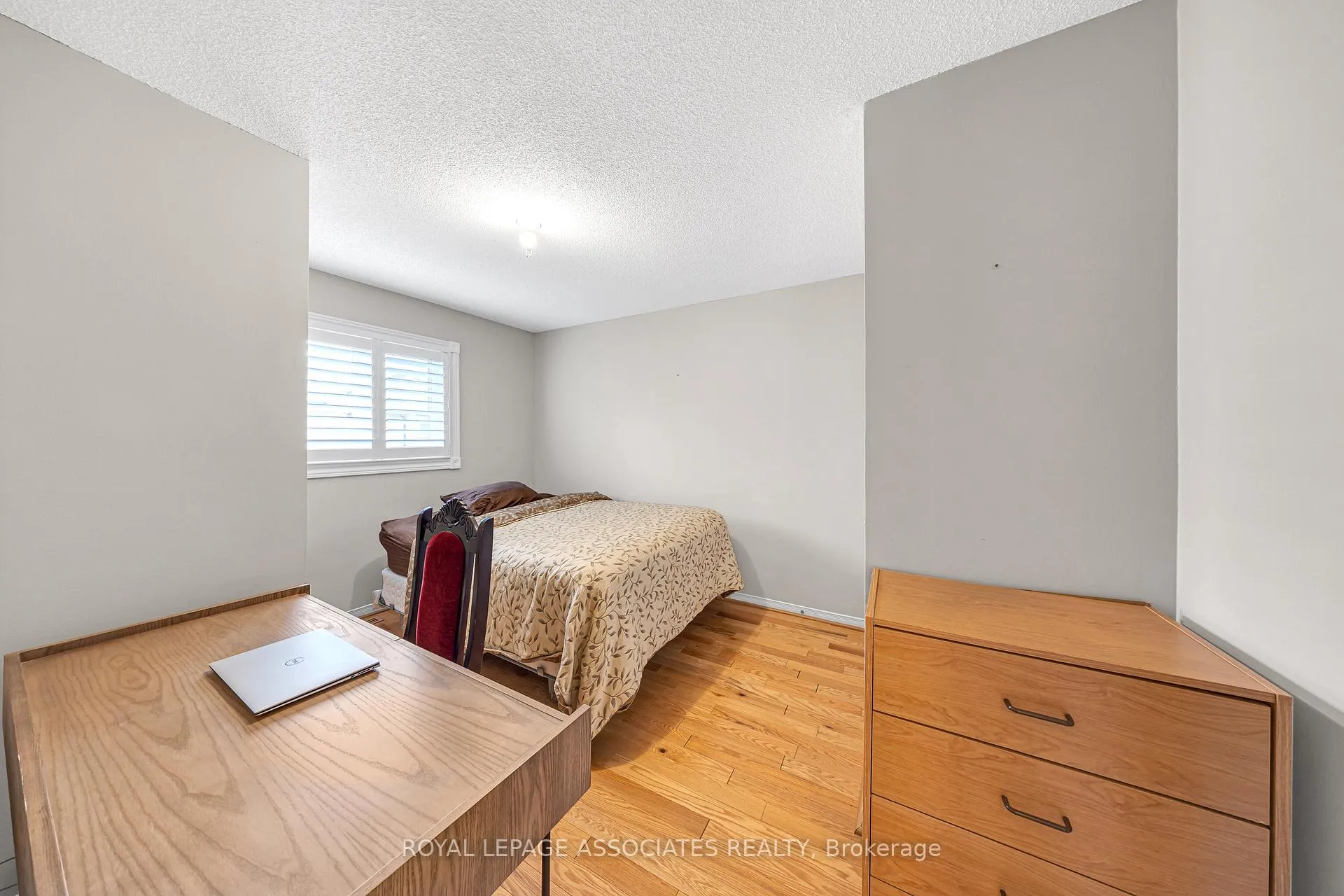 Photo 26 of 183 Elena Crescent, Vaughan, Maple — HOMEH