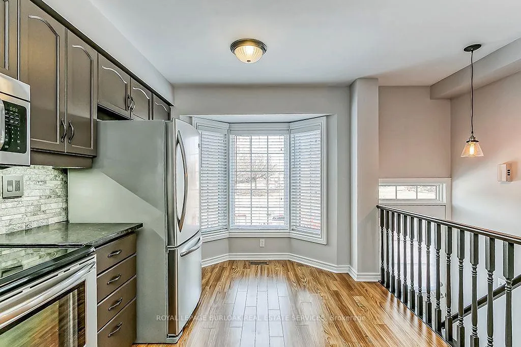 Photo 5 of Unit 13, 3480 Upper Middle Road, Burlington, Palmer — HOMEH