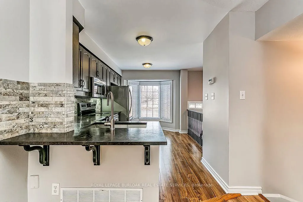 Photo 7 of Unit 13, 3480 Upper Middle Road, Burlington, Palmer — HOMEH