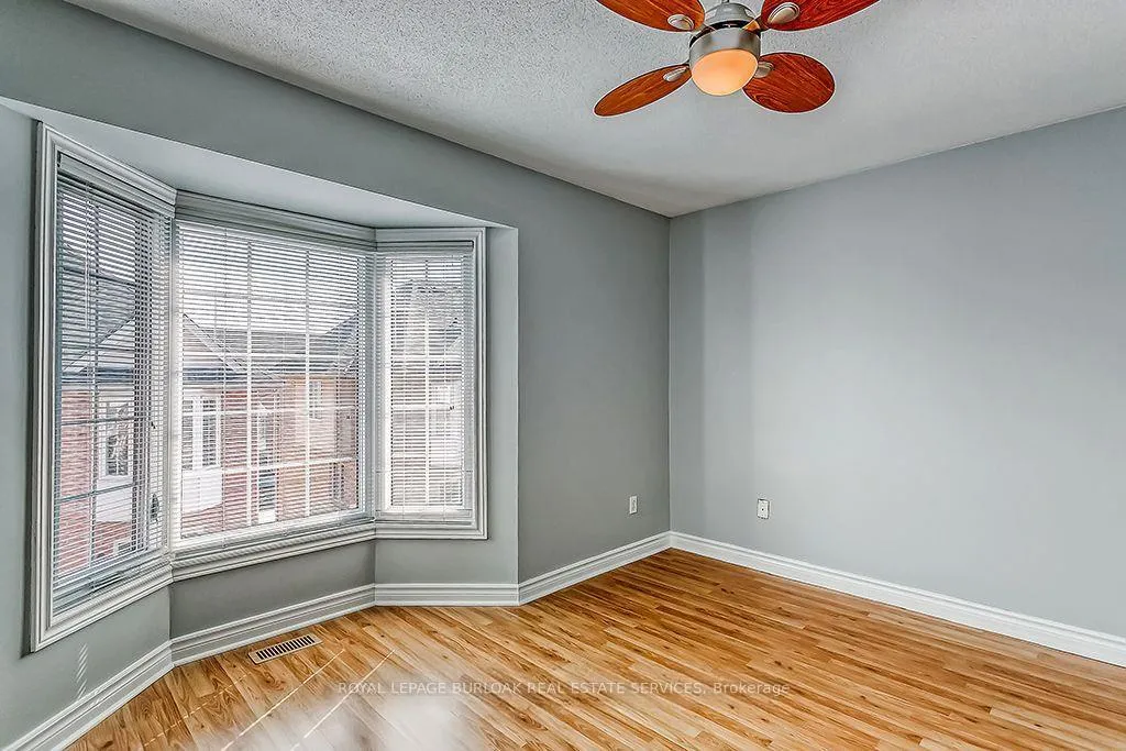 Photo 14 of Unit 13, 3480 Upper Middle Road, Burlington, Palmer — HOMEH