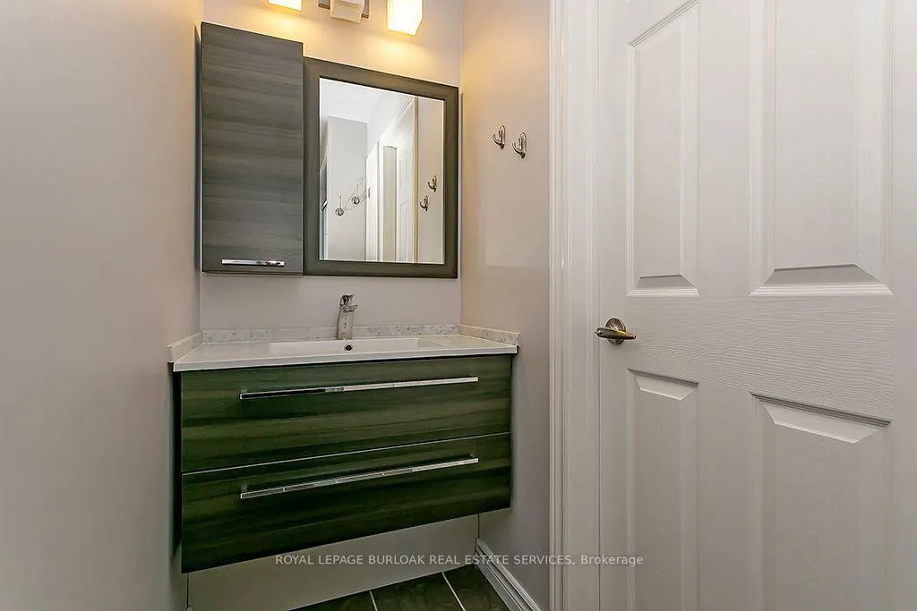Photo 19 of Unit 13, 3480 Upper Middle Road, Burlington, Palmer — HOMEH