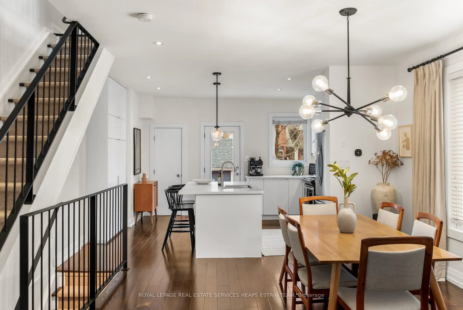 Photo 9 of 1 Ravina Crescent, Toronto, Blake-Jones — HOMEH