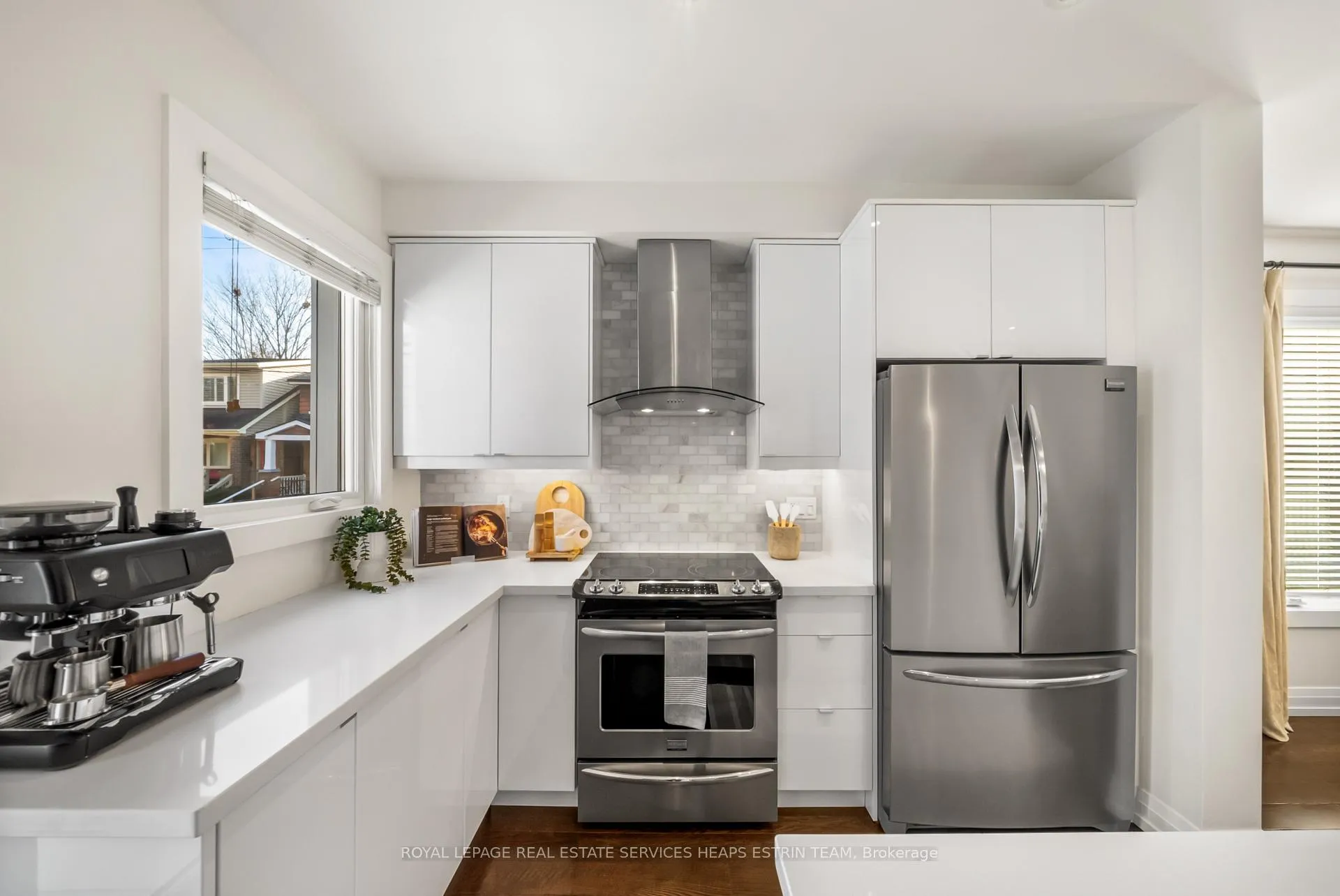 Photo 15 of 1 Ravina Crescent, Toronto, Blake-Jones — HOMEH