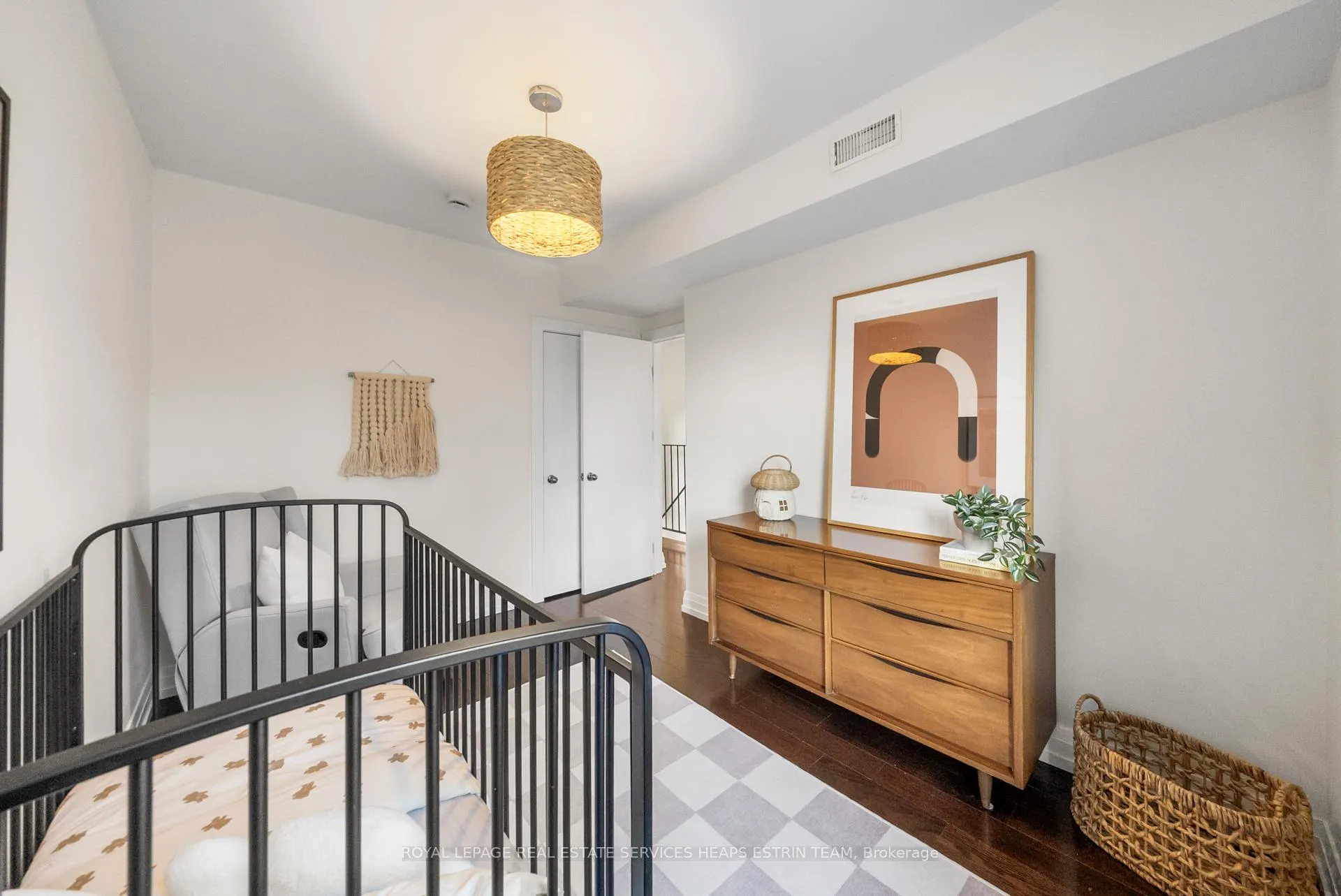 Photo 25 of 1 Ravina Crescent, Toronto, Blake-Jones — HOMEH
