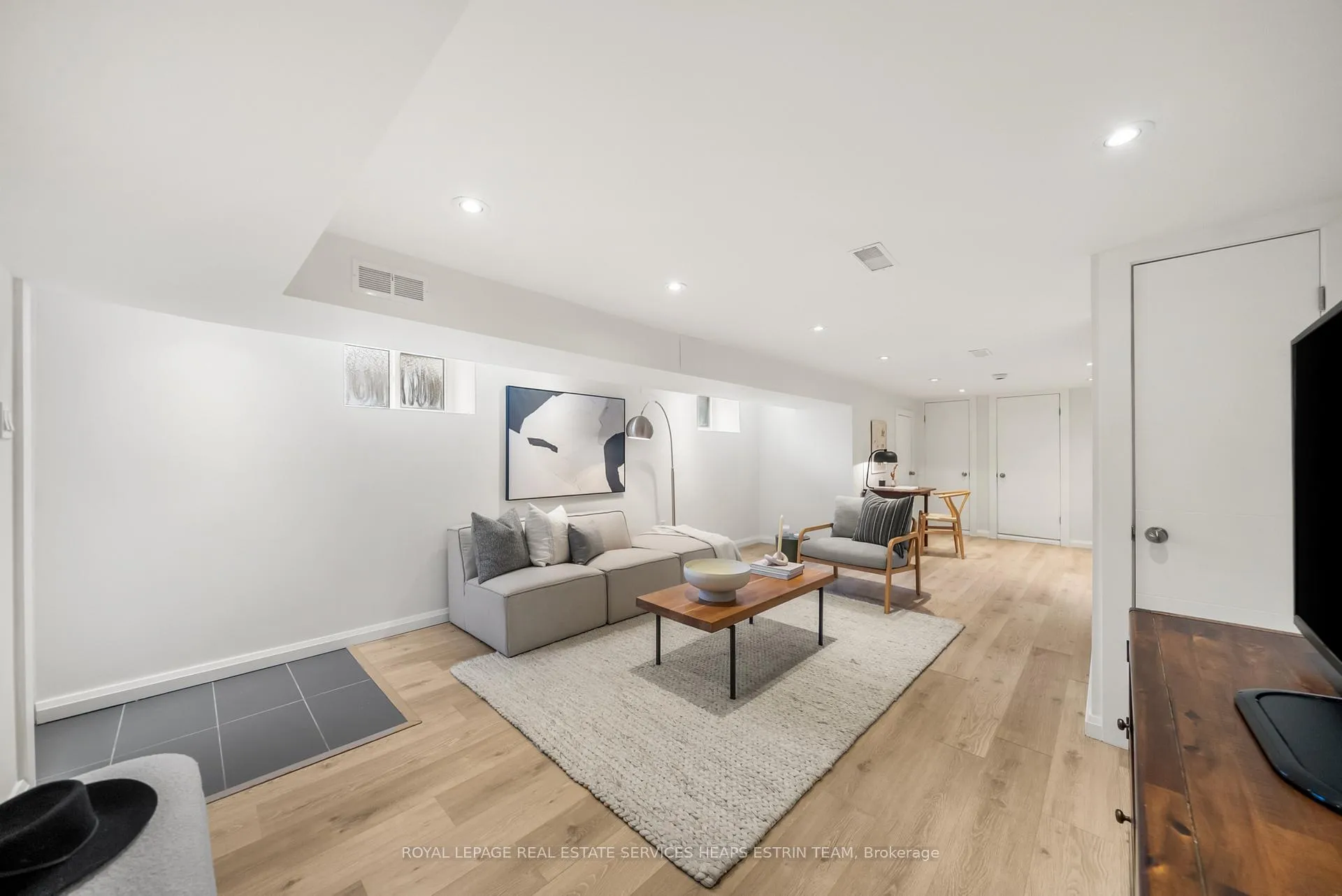 Photo 29 of 1 Ravina Crescent, Toronto, Blake-Jones — HOMEH