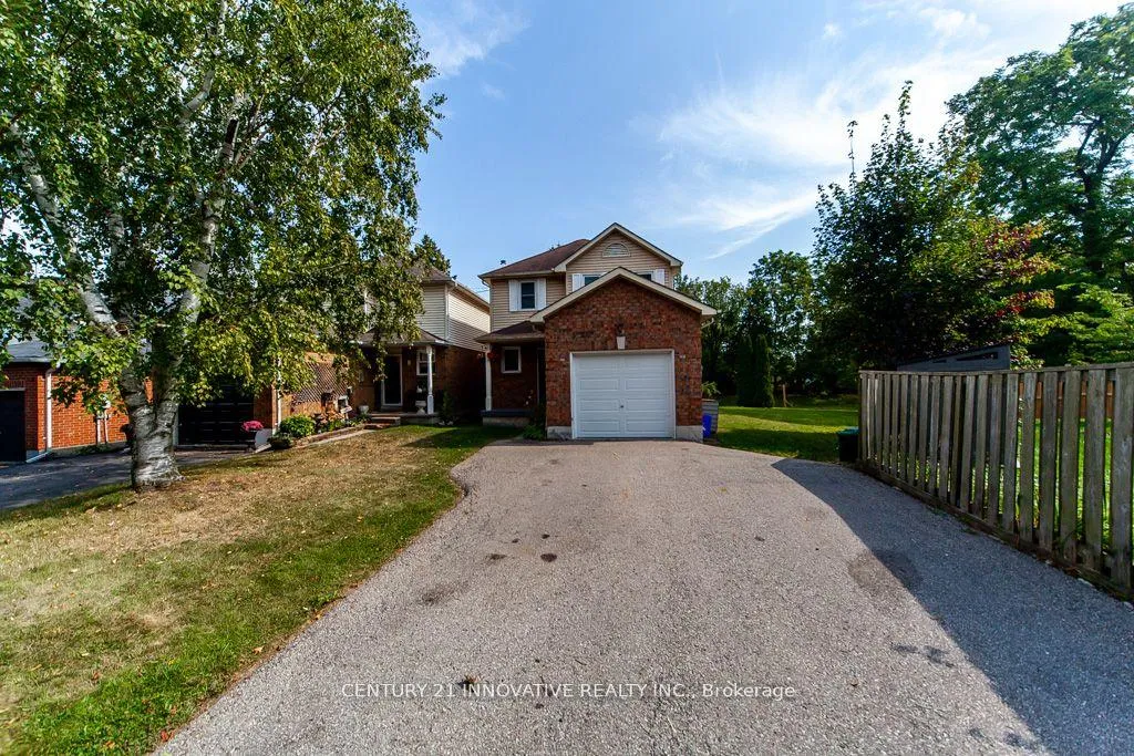 Photo 2 of 1 Prout Drive, Clarington, Bowmanville — HOMEH