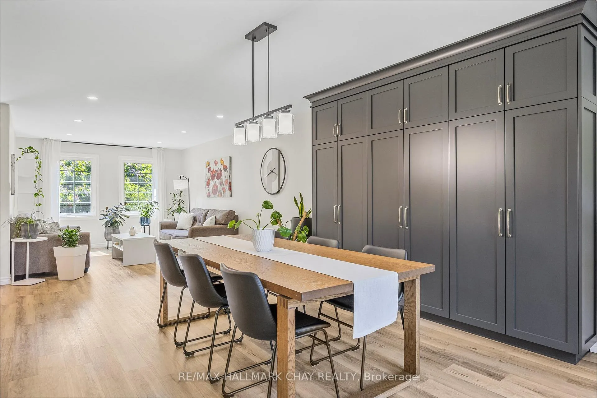 Photo 8 of 23 McCarthy Crescent, Essa, Angus — HOMEH
