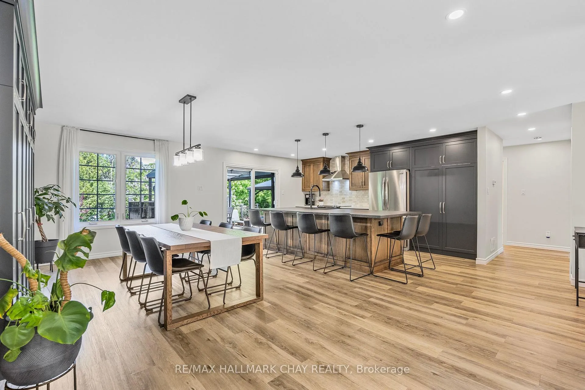 Photo 10 of 23 McCarthy Crescent, Essa, Angus — HOMEH