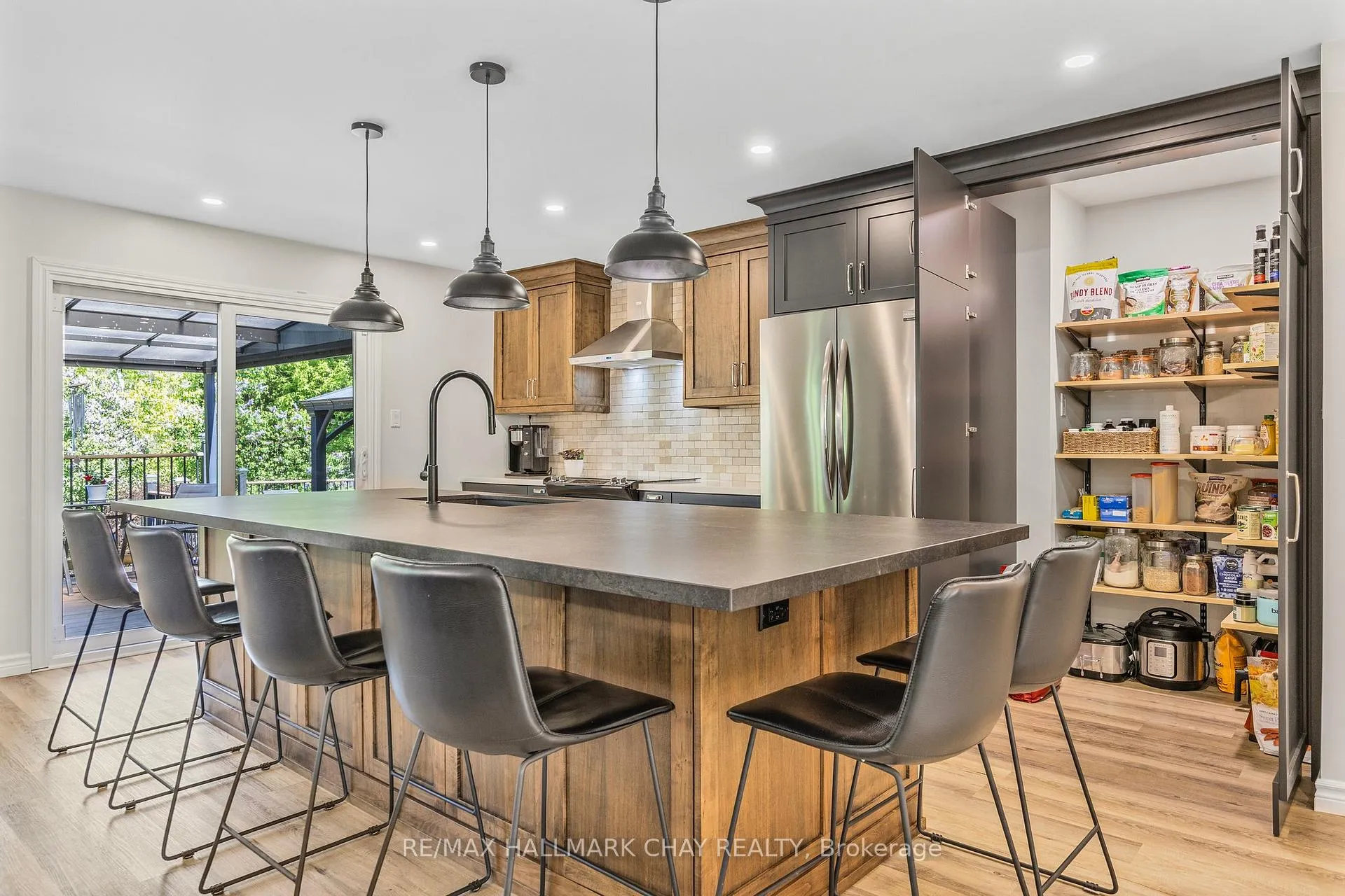 Photo 12 of 23 McCarthy Crescent, Essa, Angus — HOMEH