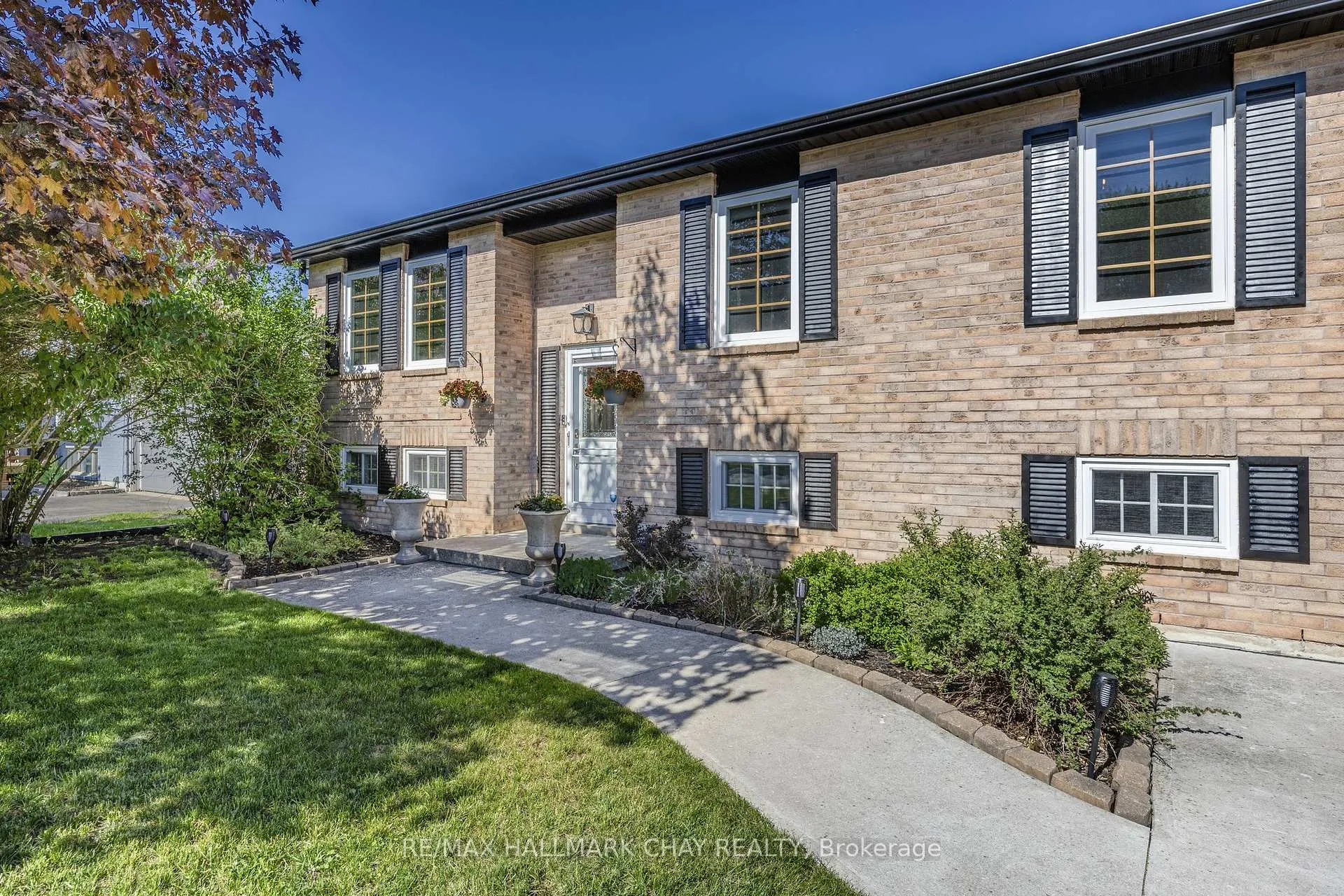 Photo 35 of 23 McCarthy Crescent, Essa, Angus — HOMEH