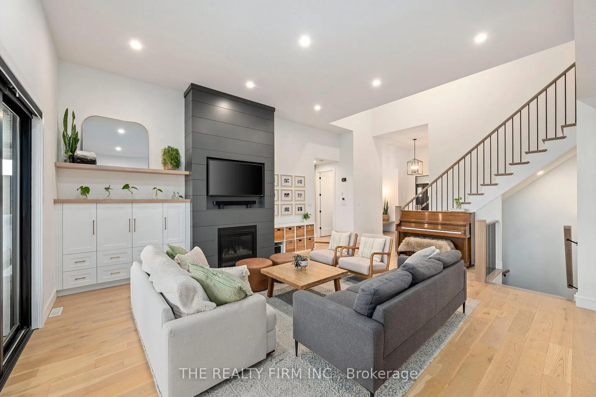 Photo 10 of 2568 Lucas Avenue, Strathroy-Caradoc, Mount Brydges — HOMEH