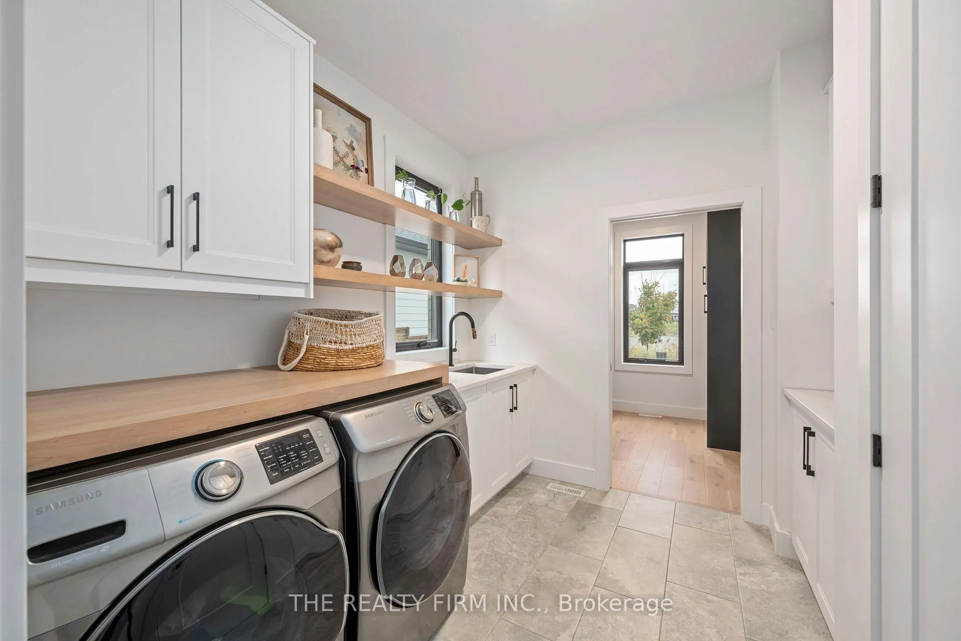 Photo 21 of 2568 Lucas Avenue, Strathroy-Caradoc, Mount Brydges — HOMEH