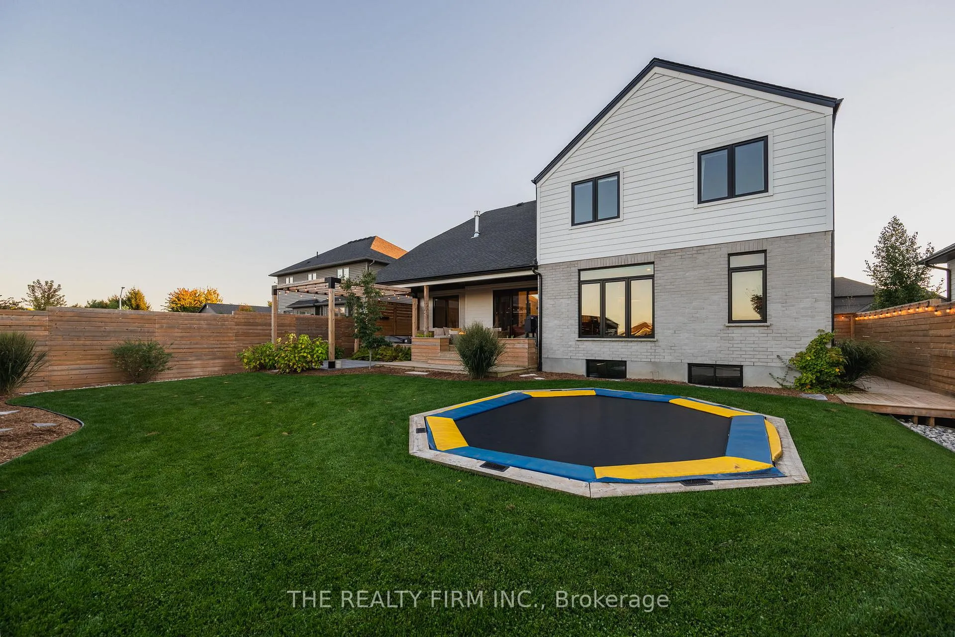 Photo 48 of 2568 Lucas Avenue, Strathroy-Caradoc, Mount Brydges — HOMEH