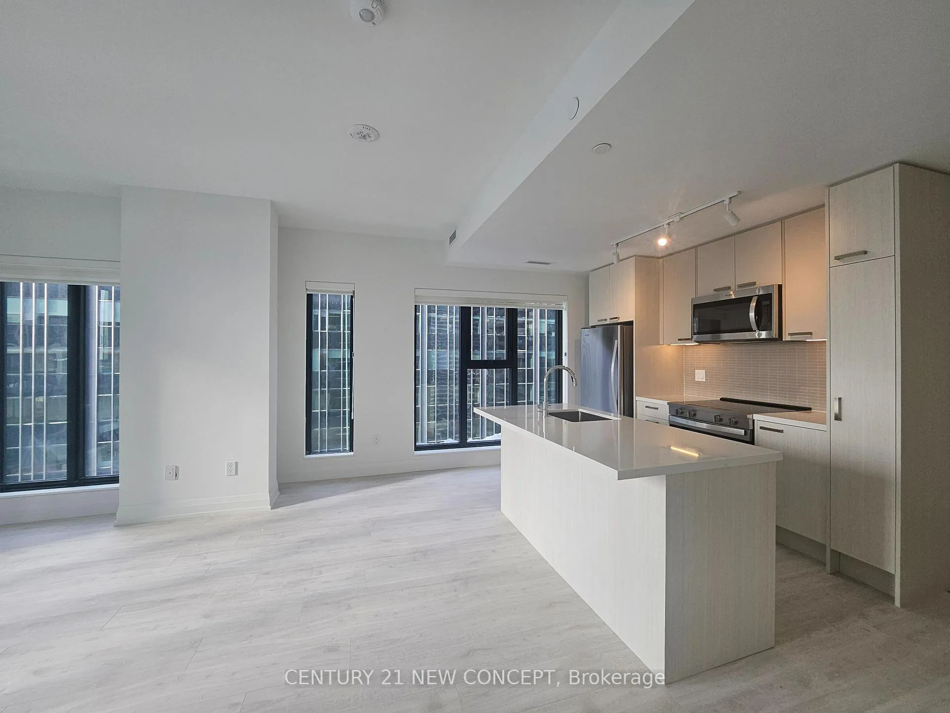 Photo 2 of Unit 1507, 20 Soudan Avenue, Toronto, Mount Pleasant West — HOMEH