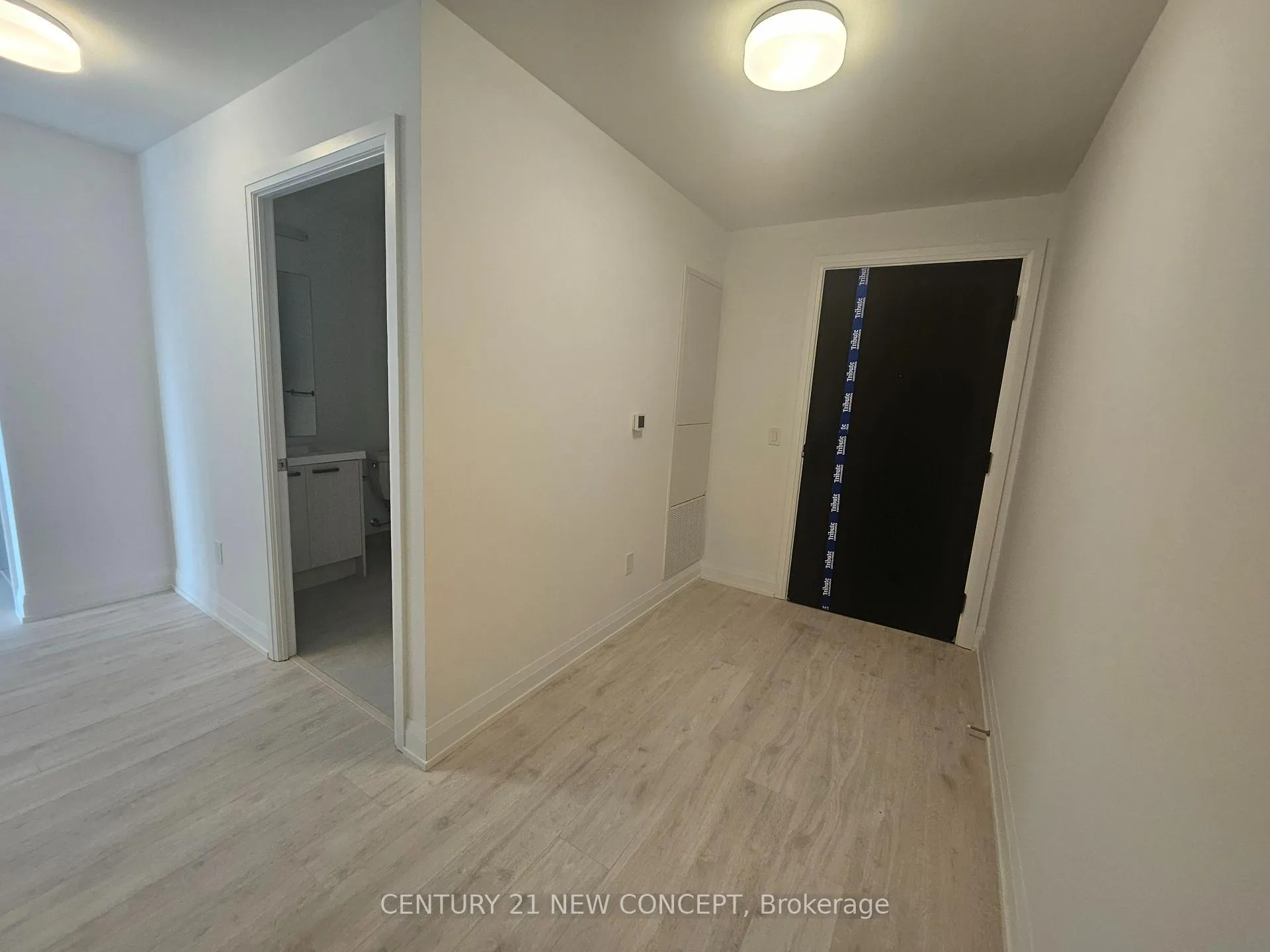 Photo 4 of Unit 1507, 20 Soudan Avenue, Toronto, Mount Pleasant West — HOMEH