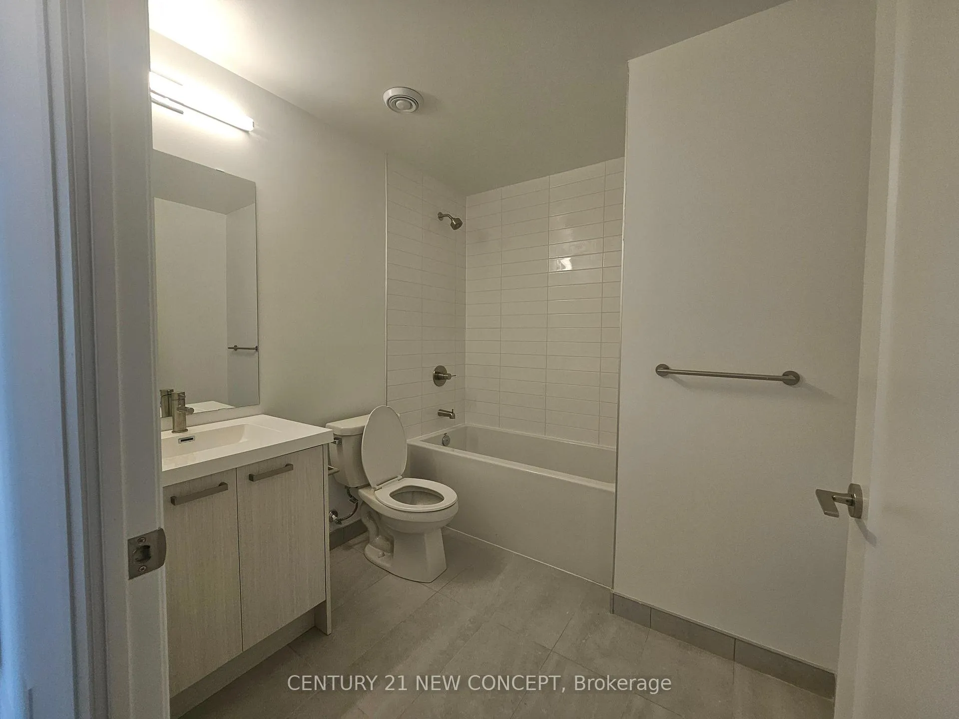 Photo 6 of Unit 1507, 20 Soudan Avenue, Toronto, Mount Pleasant West — HOMEH