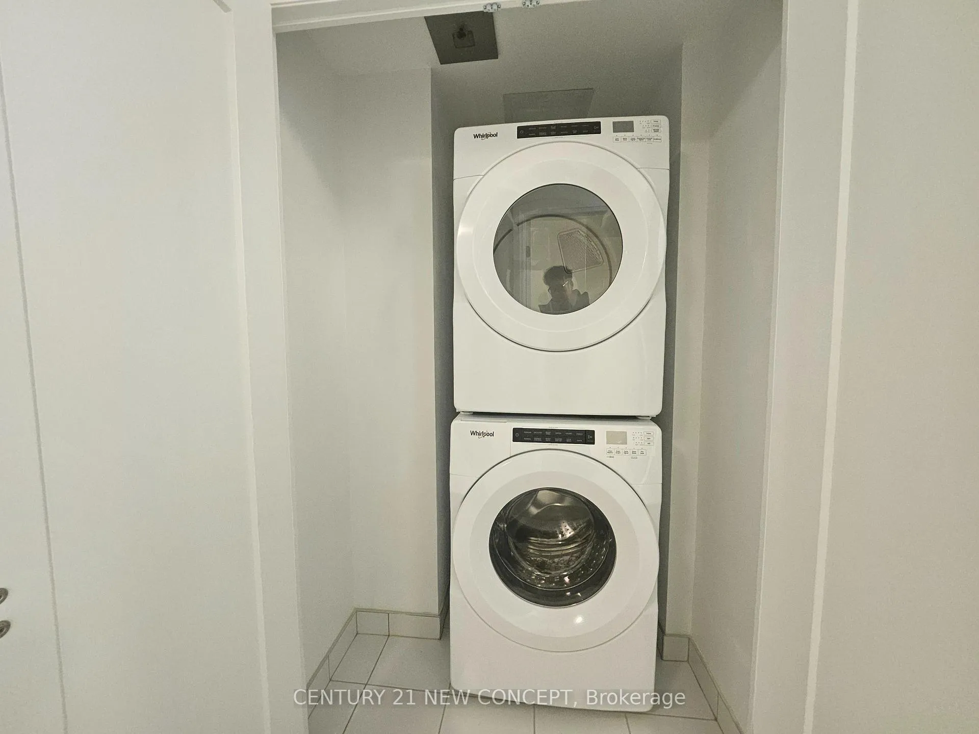 Photo 8 of Unit 1507, 20 Soudan Avenue, Toronto, Mount Pleasant West — HOMEH