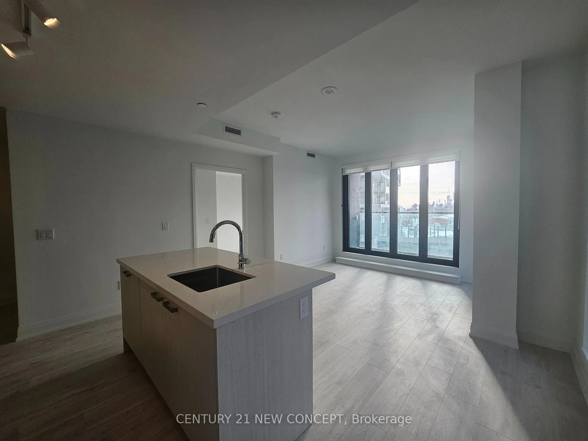 Photo 12 of Unit 1507, 20 Soudan Avenue, Toronto, Mount Pleasant West — HOMEH