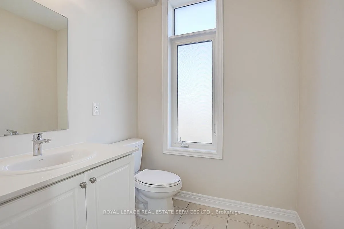 Photo 10 of 1 Mumbai Avenue, Markham, Middlefield — HOMEH