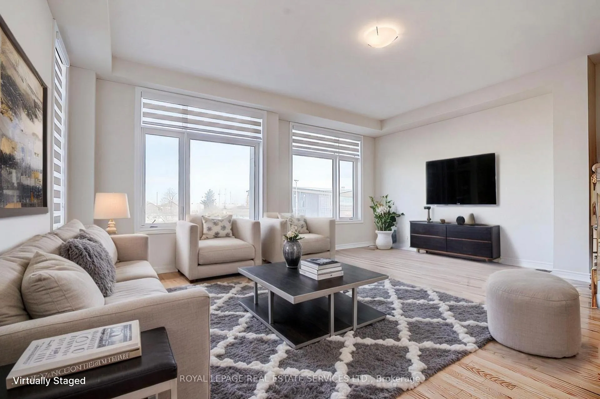Photo 22 of 1 Mumbai Avenue, Markham, Middlefield — HOMEH