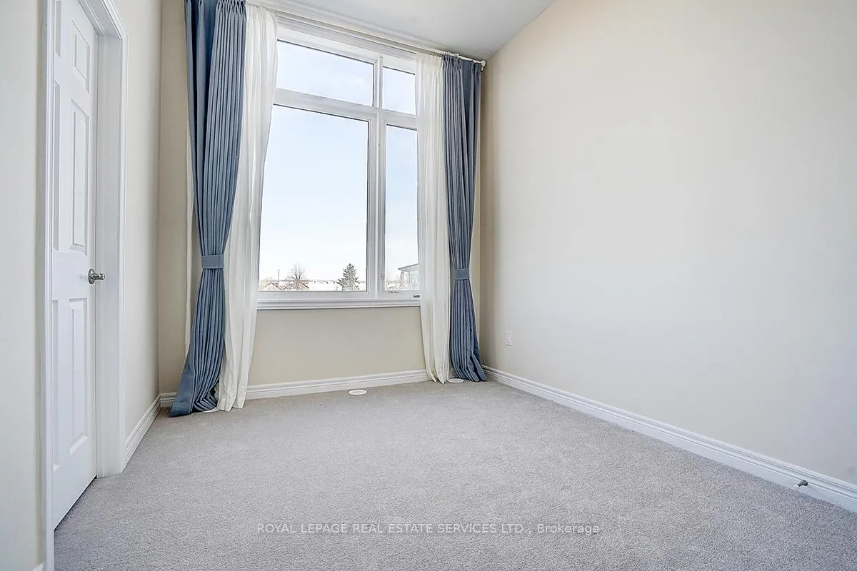 Photo 32 of 1 Mumbai Avenue, Markham, Middlefield — HOMEH