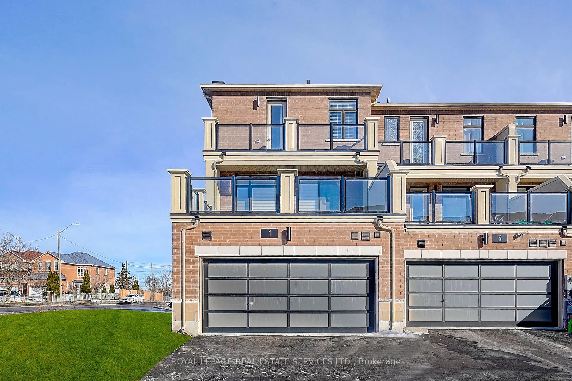 Photo 38 of 1 Mumbai Avenue, Markham, Middlefield — HOMEH